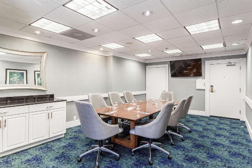 DoubleTree by Hilton Memphis - image 36