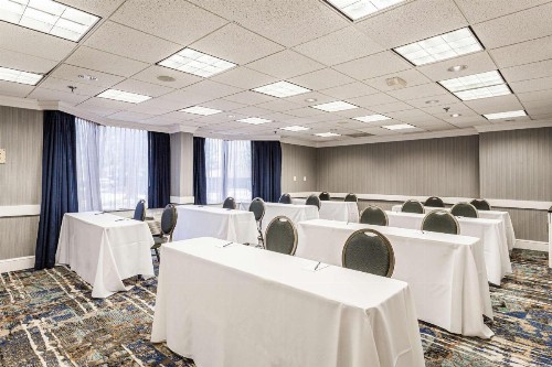 DoubleTree by Hilton Memphis - image 40