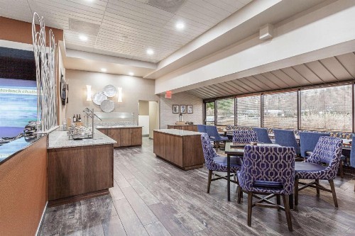 DoubleTree by Hilton Memphis - image 43