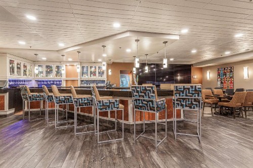 DoubleTree by Hilton Memphis - image 44