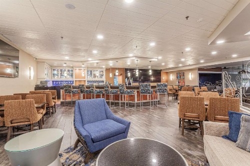 DoubleTree by Hilton Memphis - image 45