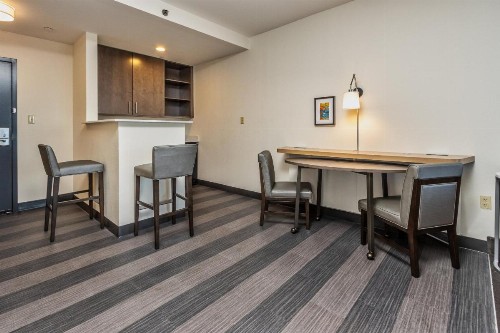 Holiday Inn Hotel & Suites Memphis-Wolfchase Galleria an IHG Hotel - image 29