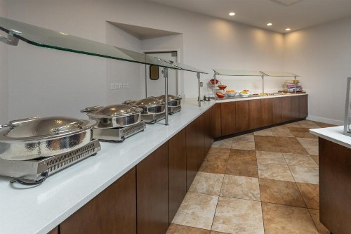 Holiday Inn Hotel & Suites Memphis-Wolfchase Galleria an IHG Hotel - image 32