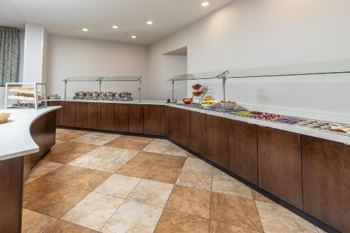 Holiday Inn Hotel & Suites Memphis-Wolfchase Galleria an IHG Hotel - image 5