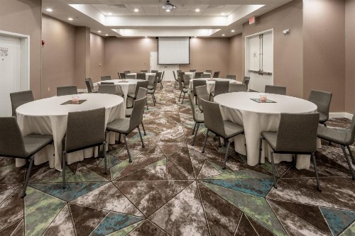 Holiday Inn Hotel & Suites Memphis-Wolfchase Galleria an IHG Hotel - image 8