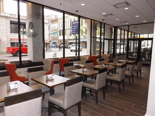 Holiday Inn - Memphis Downtown - Beale St. an IHG Hotel - image 9