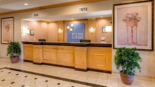 Holiday Inn Express Hotel & Suites Memphis Southwind an IHG Hotel - image 11