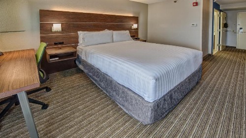 Holiday Inn Express Memphis Medical Center - Midtown an IHG Hotel - image 33