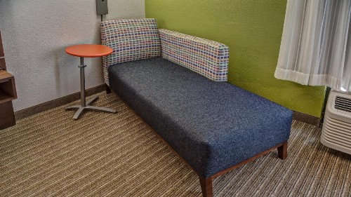 Holiday Inn Express Memphis Medical Center - Midtown an IHG Hotel - image 36
