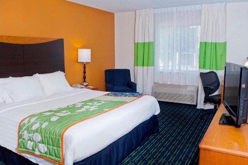 Fairfield Inn & Suites by Marriott Memphis East Galleria - image 14