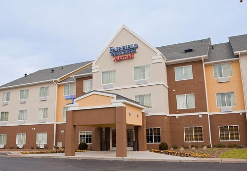 Fairfield Inn & Suites by Marriott Memphis East Galleria - image 7