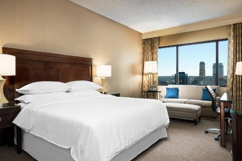 Sheraton Memphis Downtown - image 14