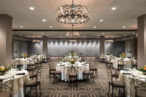 Sheraton Memphis Downtown - image 21