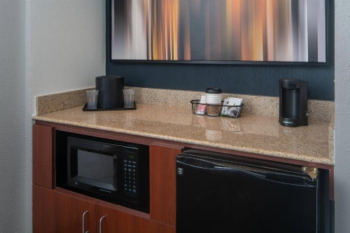 Courtyard by Marriott Memphis East/Park Avenue - image 21