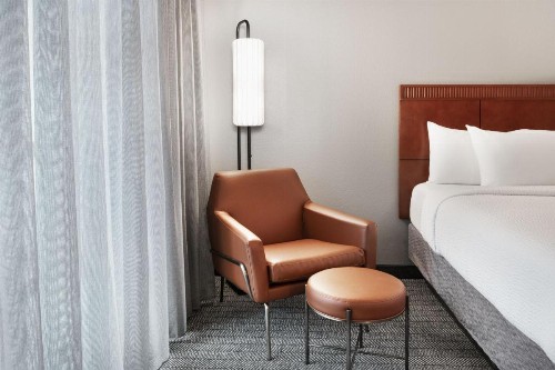 Courtyard by Marriott Memphis Airport - image 10