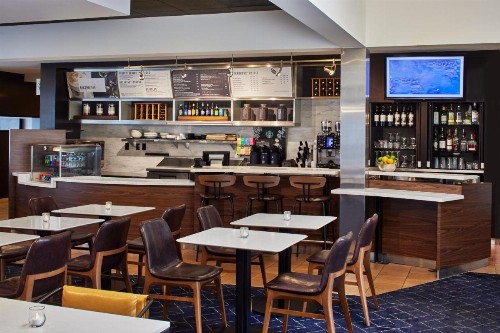 Courtyard by Marriott Memphis Airport - image 28