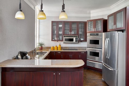 SpringHill Suites Memphis Downtown - image 28