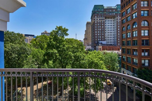 SpringHill Suites Memphis Downtown - image 36