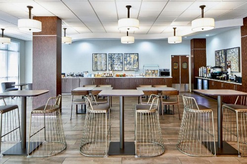 SpringHill Suites Memphis Downtown - image 39