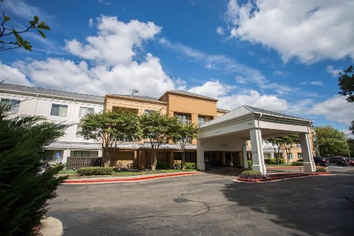 Courtyard Memphis East/Bill Morris Parkway - image 2