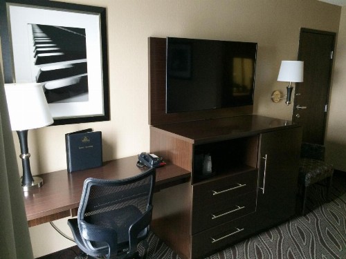 Best Western Plus Galleria Inn & Suites - image 13