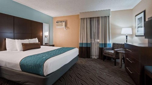 Best Western Plus Galleria Inn & Suites - image 2