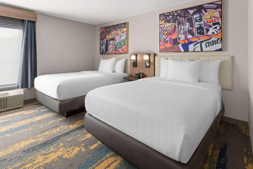 Quality Suites I-240 East-Airport - image 28