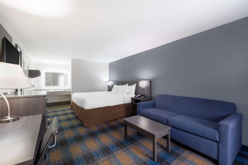Super 8 by Wyndham Memphis/Dwtn/Graceland Area - image 14