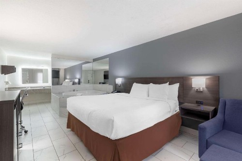 Super 8 by Wyndham Memphis/Dwtn/Graceland Area - image 24