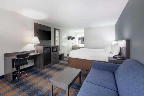 Super 8 by Wyndham Memphis/Dwtn/Graceland Area - image 25