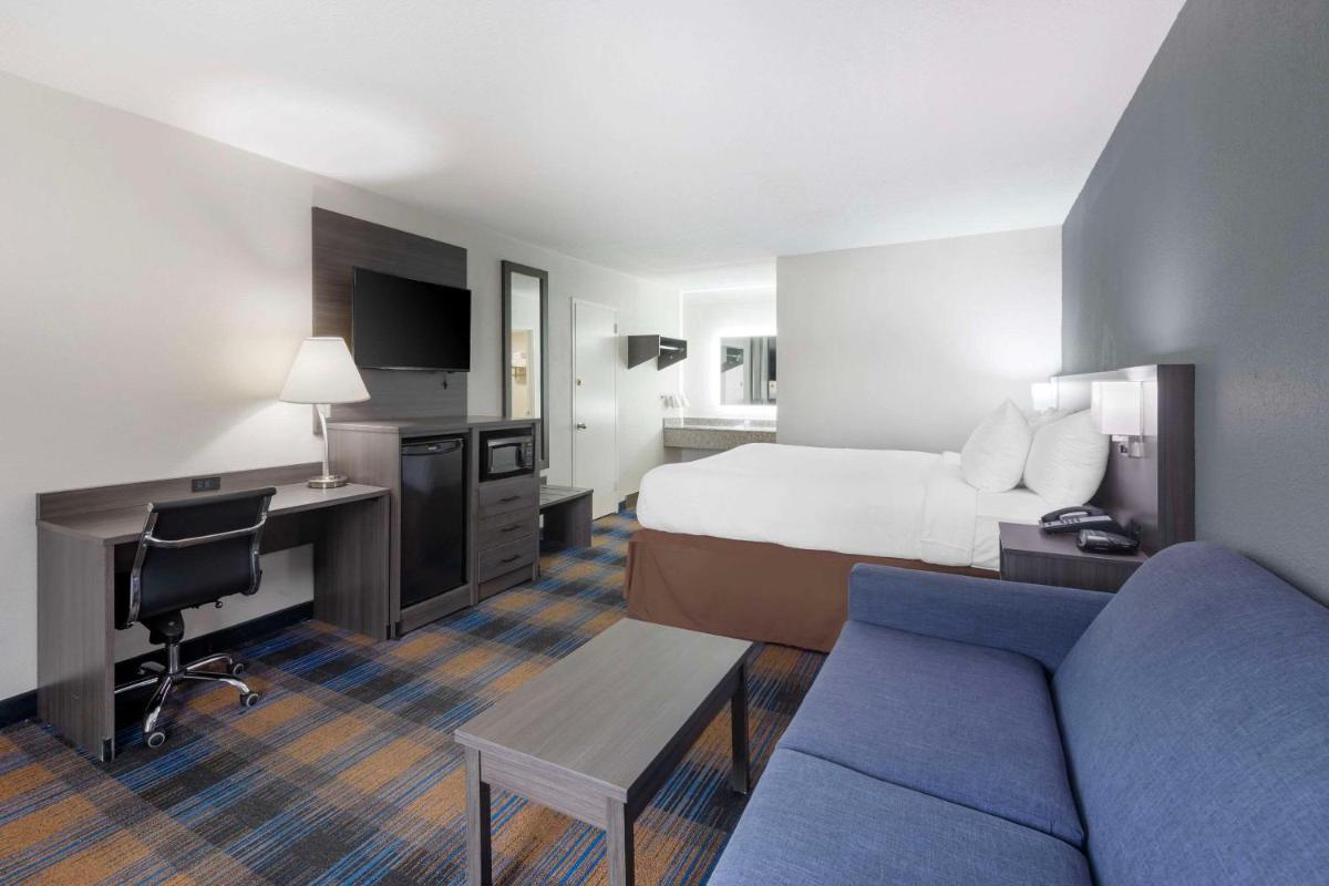 Super 8 by Wyndham Memphis/Dwtn/Graceland Area - image 6