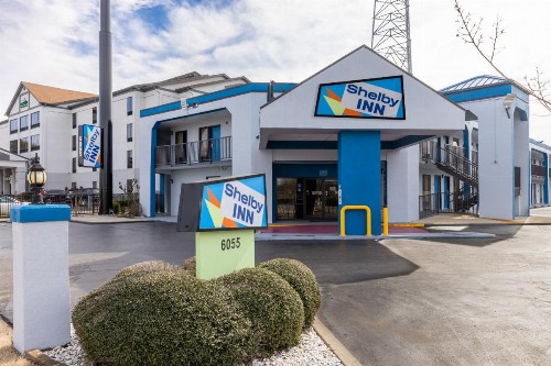 Days Inn by Wyndham Memphis - I40 and Sycamore View - image 2