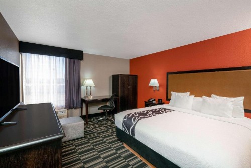 La Quinta by Wyndham Memphis Airport Graceland - image 12