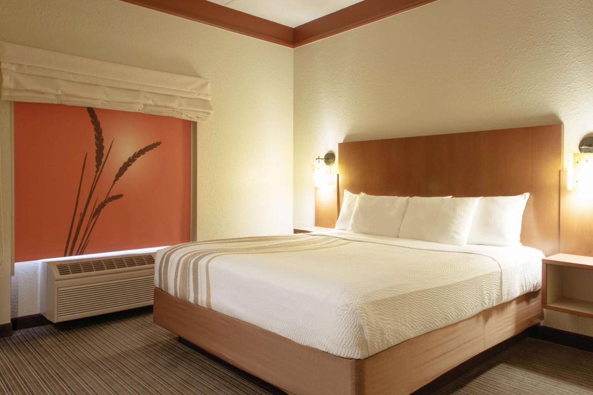La Quinta by Wyndham Memphis Primacy Parkway - image 7