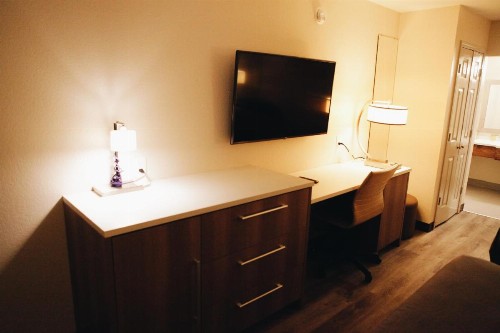 Budgetel Inn & Suites Memphis - image 28