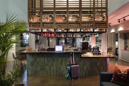 MOXY Memphis Downtown - image 1