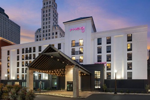 MOXY Memphis Downtown - image 3