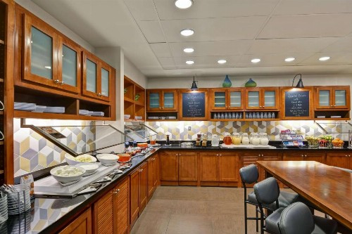 Hyatt Place Memphis Wolfchase - image 5