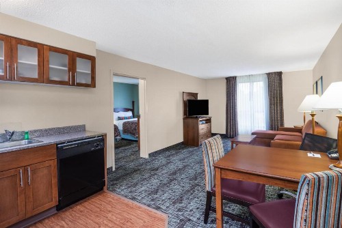 Staybridge Suites Memphis-Poplar Ave East an IHG Hotel - image 20