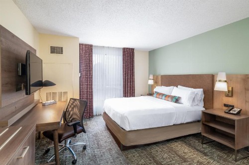 Staybridge Suites Memphis-Poplar Ave East an IHG Hotel - image 45
