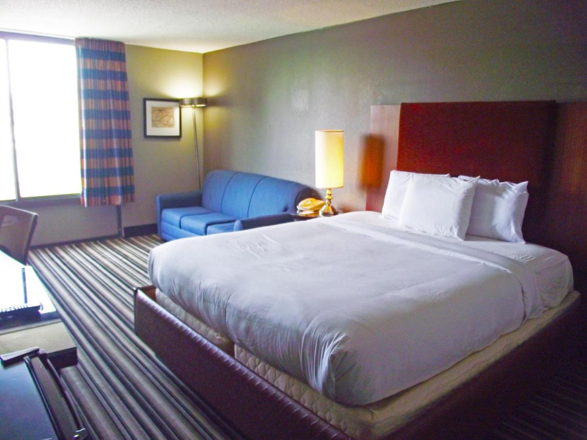 Travelodge by Wyndham Memphis Airport/Graceland - image 3