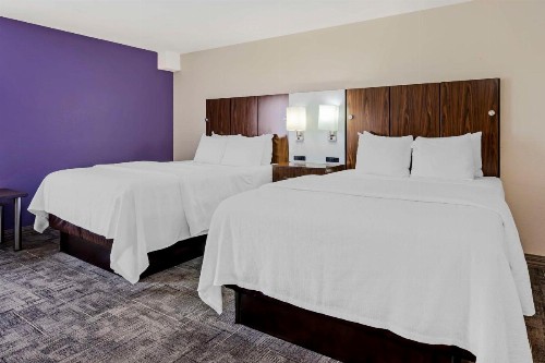 Best Western Plus Gen X Inn - image 14