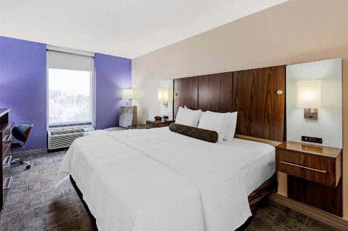 Best Western Plus Gen X Inn - image 16