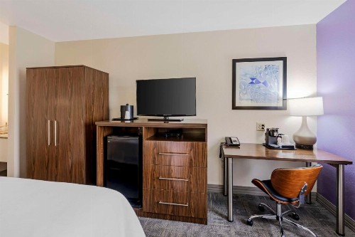 Best Western Plus Gen X Inn - image 25