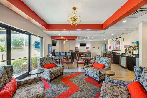 Best Western Plus Gen X Inn - image 8