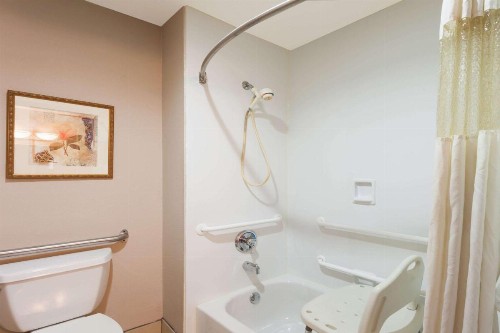 Baymont by Wyndham Memphis East - image 11