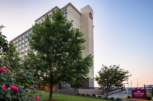 Crowne Plaza Memphis Downtown an IHG Hotel - image 18