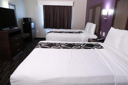 Home Inn and Suites Memphis - image 23