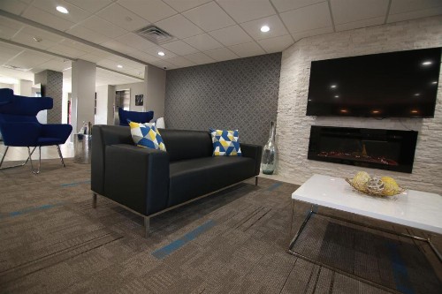 Home Inn and Suites Memphis - image 26