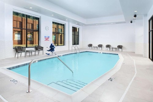Hilton Garden Inn Memphis Downtown - image 9